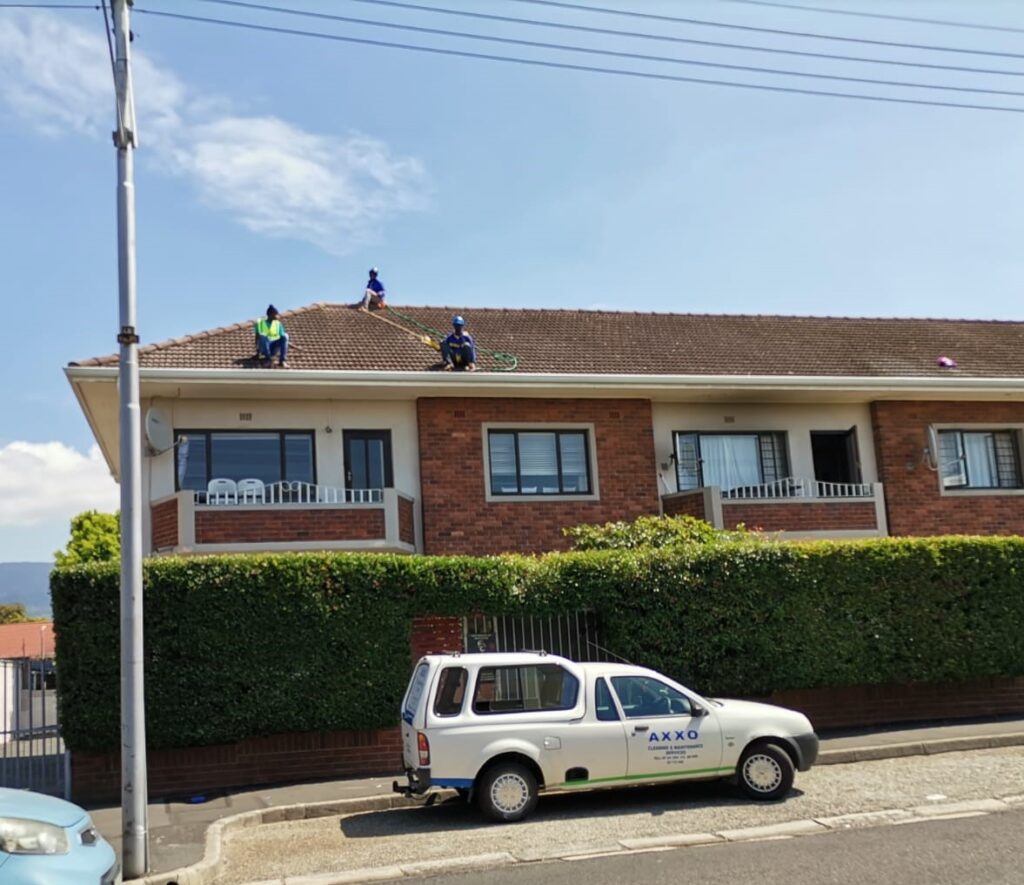Gutter_cleaning_cape_town_southern_suburbs